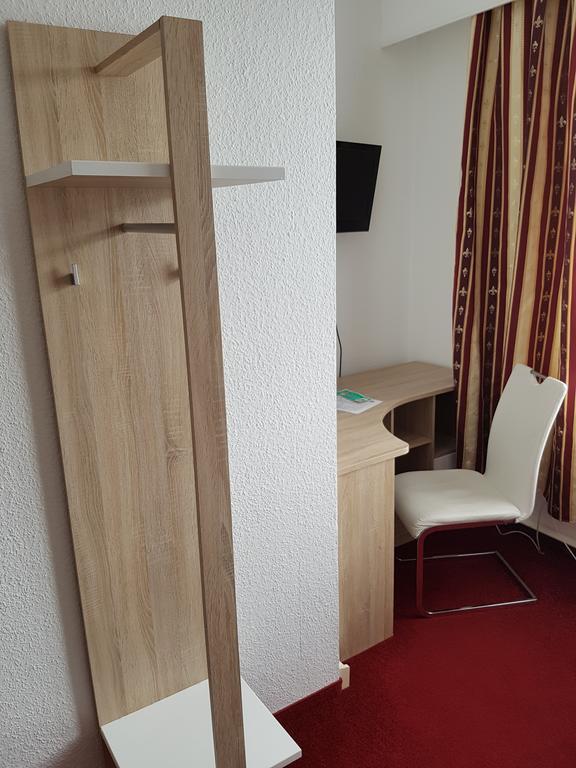 Pension Am Stadtrand Lipcse Kültér fotó
