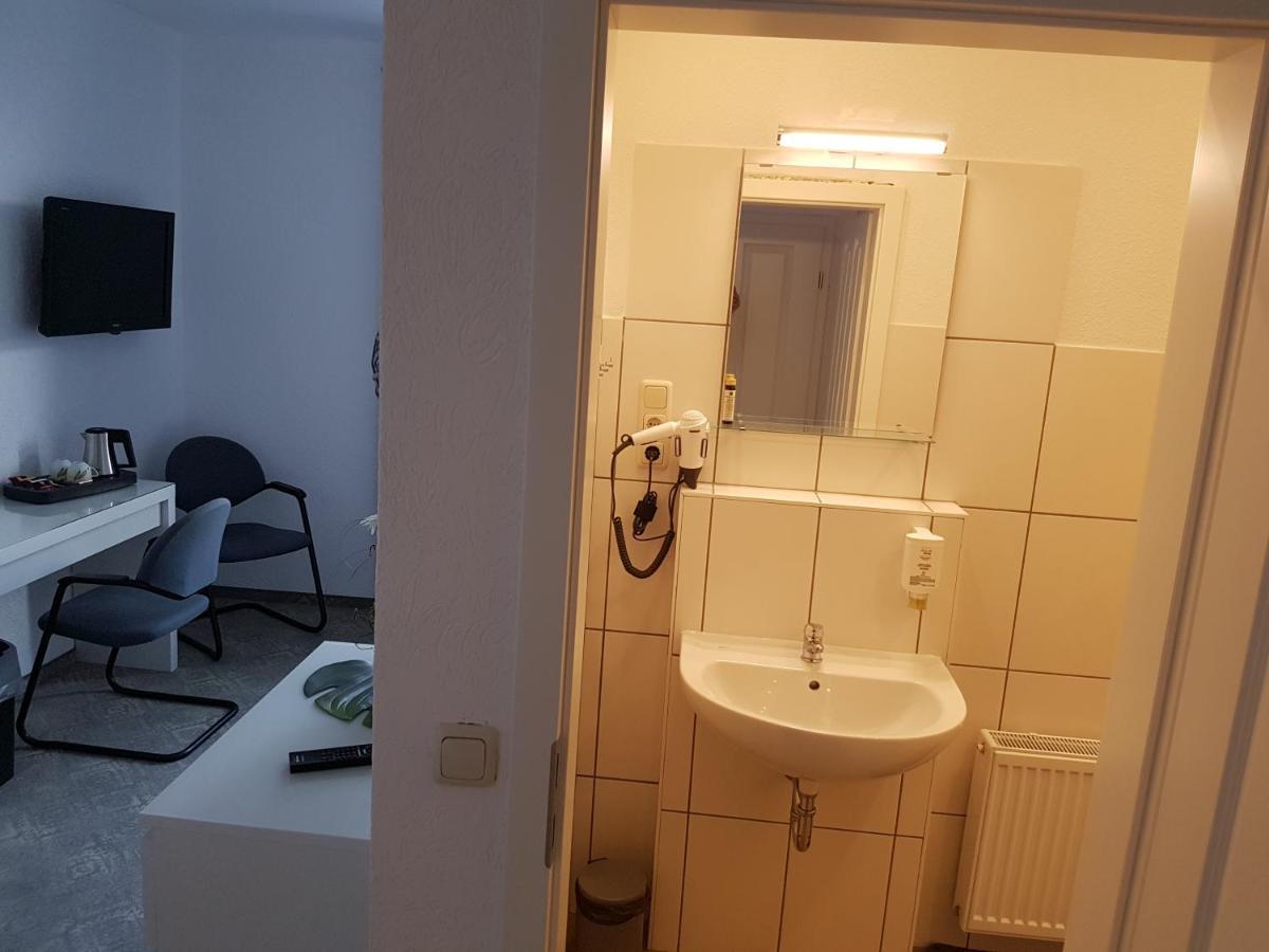Pension Am Stadtrand Lipcse Kültér fotó